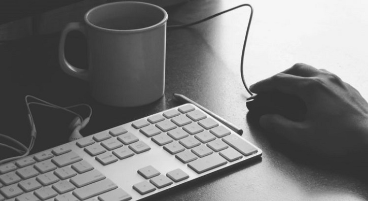 CAC Benchmarks: How Much Should I Spend to Acquire a Customer in 2025?